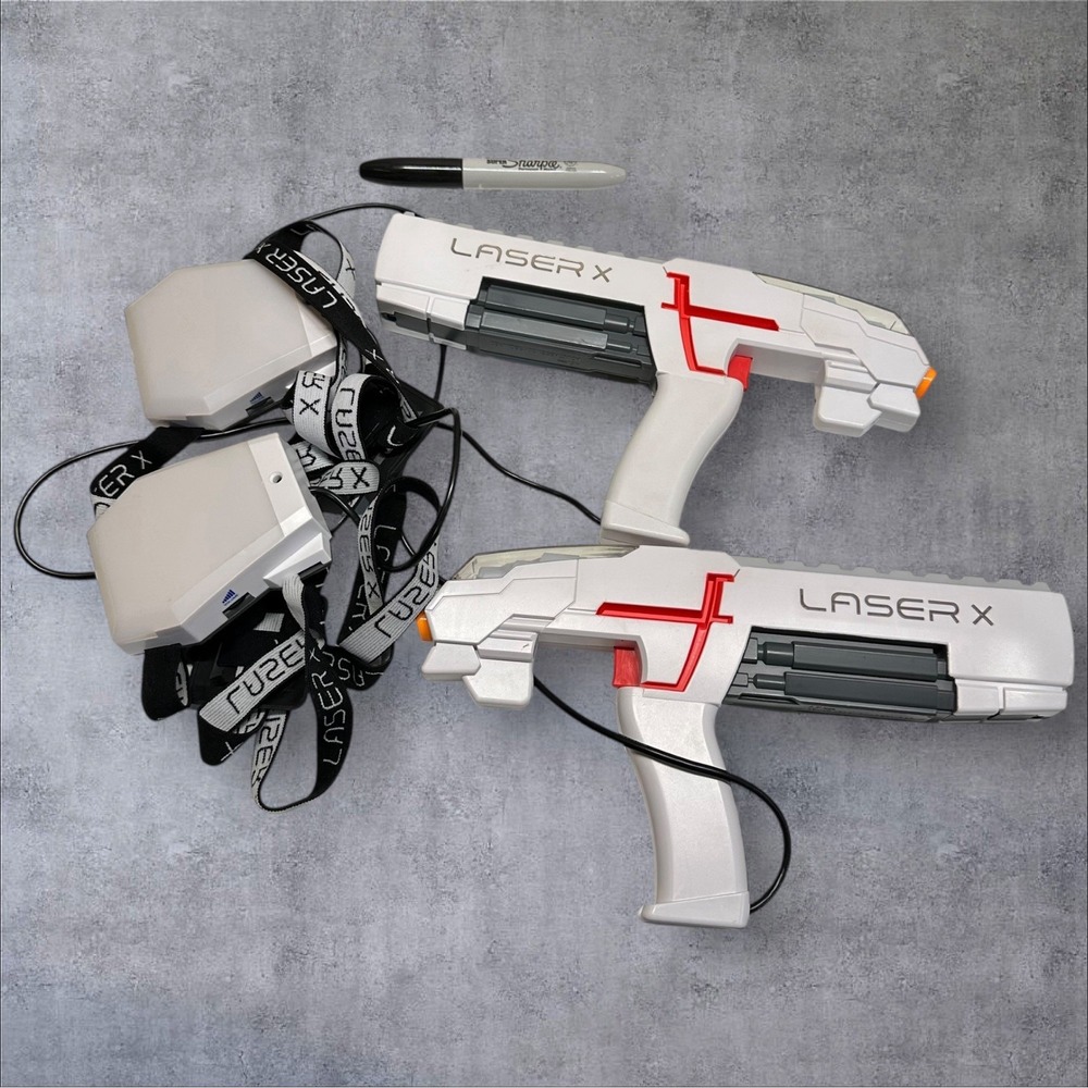 2 Laser X White Plastic Indoor Outdoor Kids Gun Laser Tag - Both Working! - Picture 2 of 5